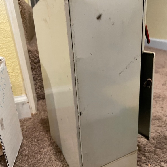 Metal Vintage Mini Toy Stove and Refrigerator - Picture 4 of 8